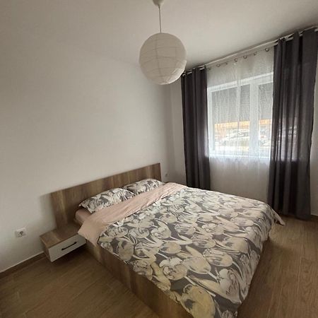 Militari Comfort Apartment Rosu Екстер'єр фото